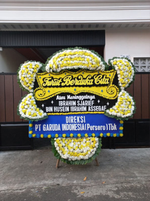 Papan Bunga Duka di Bale